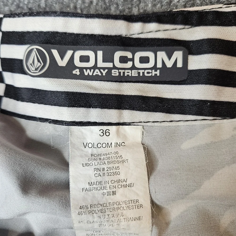 Volcom Lido Lada Boardshorts Size 36 Pineapple All Over Print Surfing Hawaiian